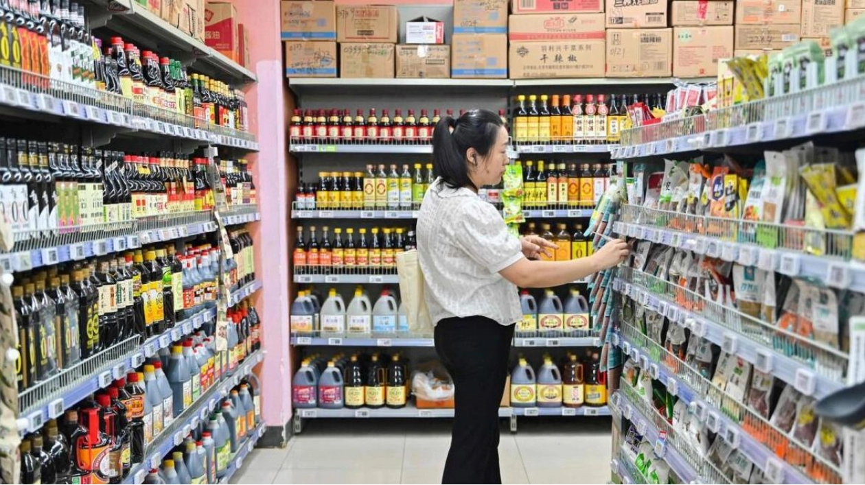 Over 3,600 Chemicals Used in Food Packaging Found in Human Bodies