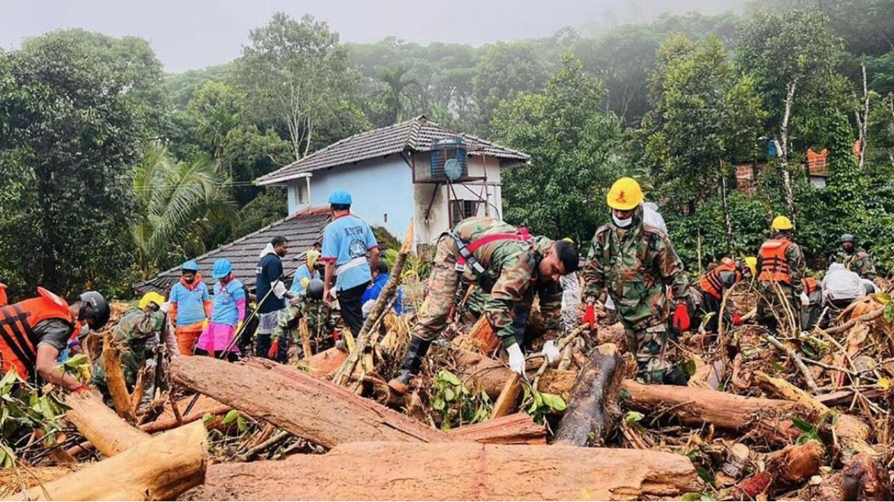 Modi Visits Kerala Landslide Site, Promises Support