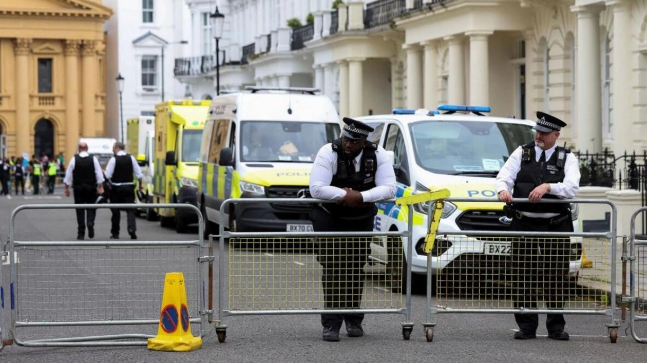 Notting Hill Carnival Sees Stabbings and Hundreds Arrested