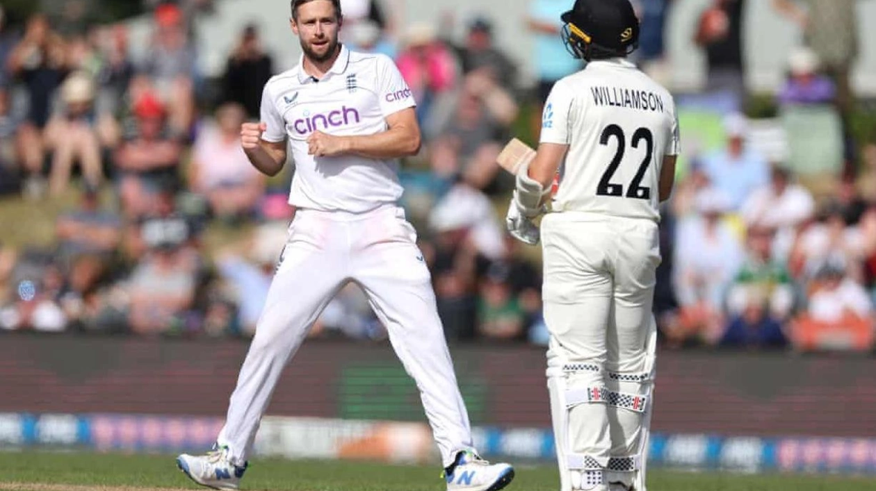 Australian Cricket Fans in Christchurch: A Test of Loyalty