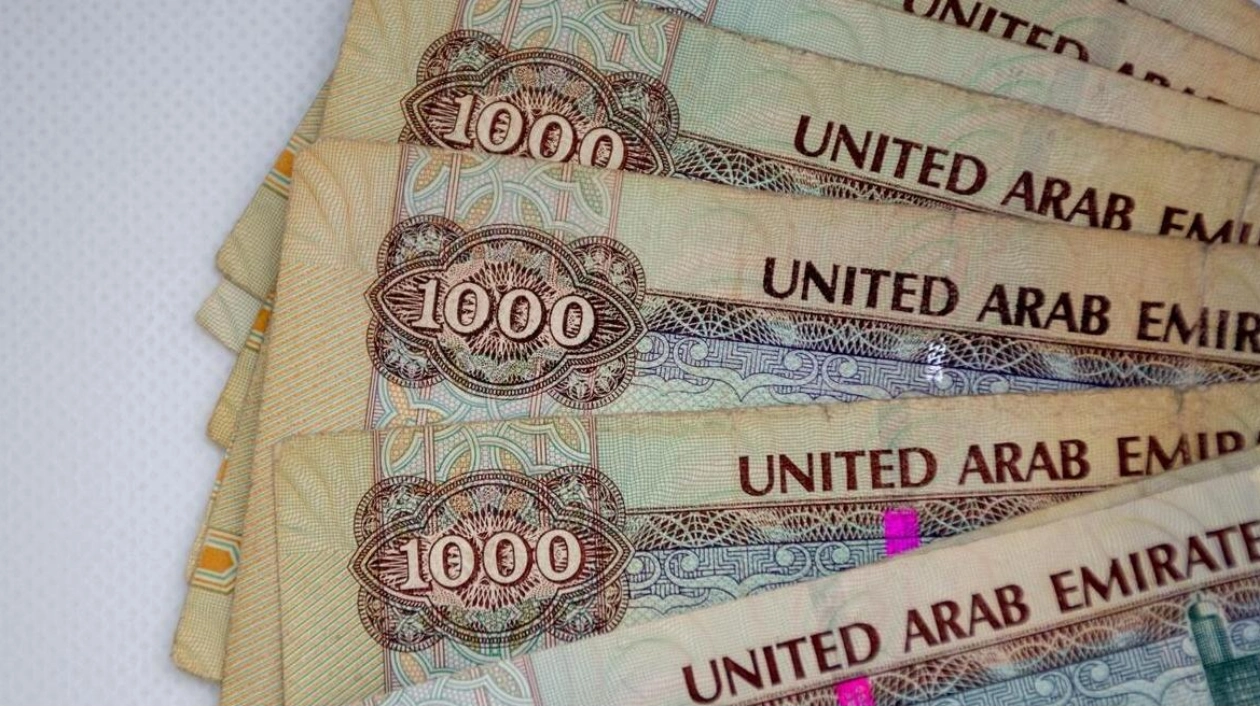 Abu Dhabi Launches Interest-Free 'Marriage Loan' for UAE Nationals