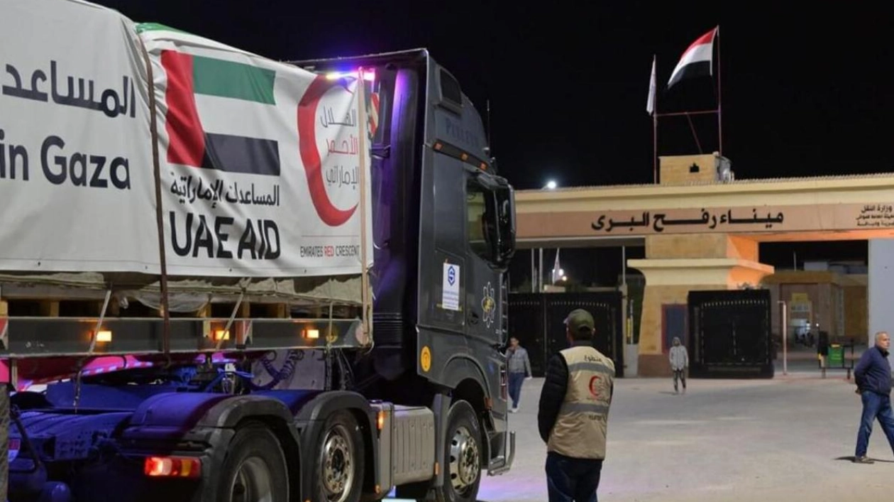 UAE Delivers 100 Aid Convoys to Gaza Strip Amid Ongoing Crisis