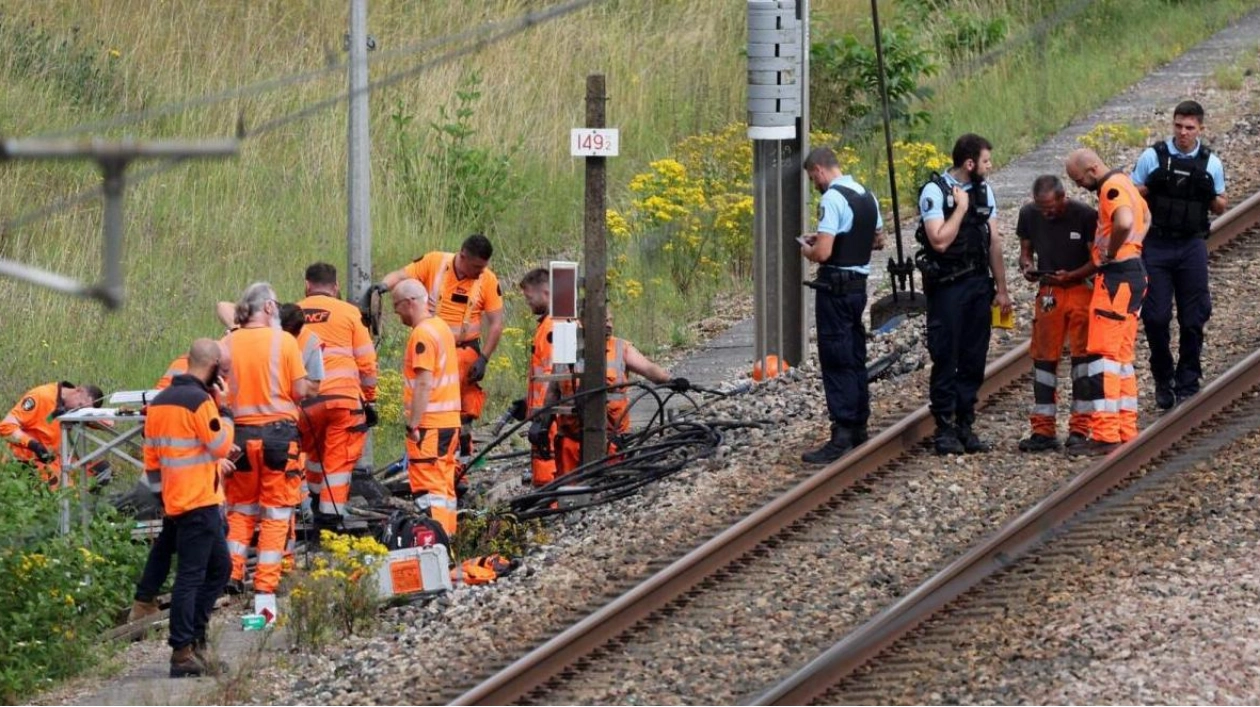 France's Rail Operator Repairs Sabotage Damage Ahead of Olympics