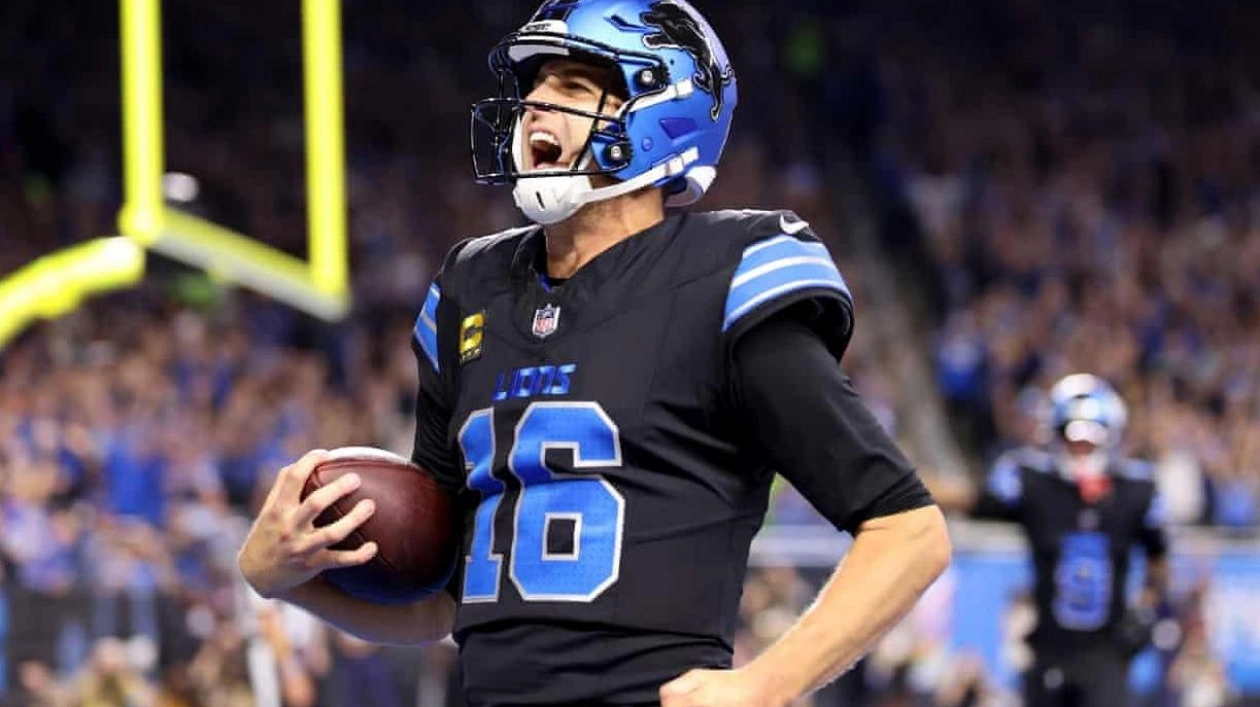 Jared Goff's Perfect Game Leads Lions to Victory