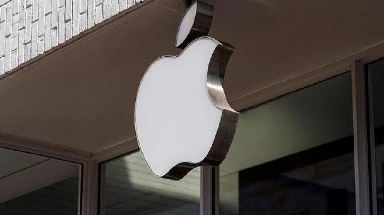 Apple готовит инновационные умные колонки с роботизированной рукой