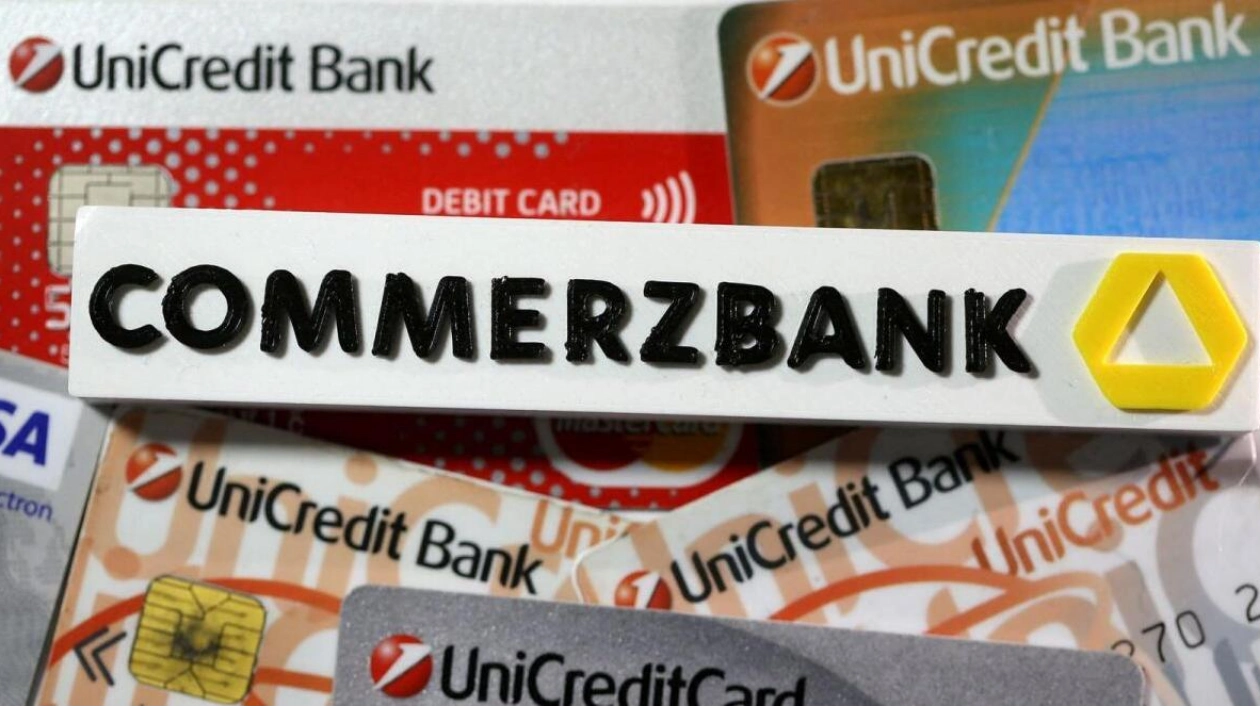 Commerzbank to Discuss Merger with UniCredit