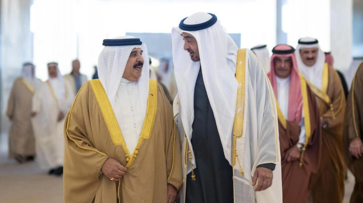 King Hamad of Bahrain Arrives in Abu Dhabi for Private Visit