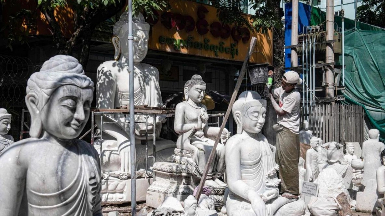 Carving Faith Amid Conflict: Myanmar's Marble Buddha Statues