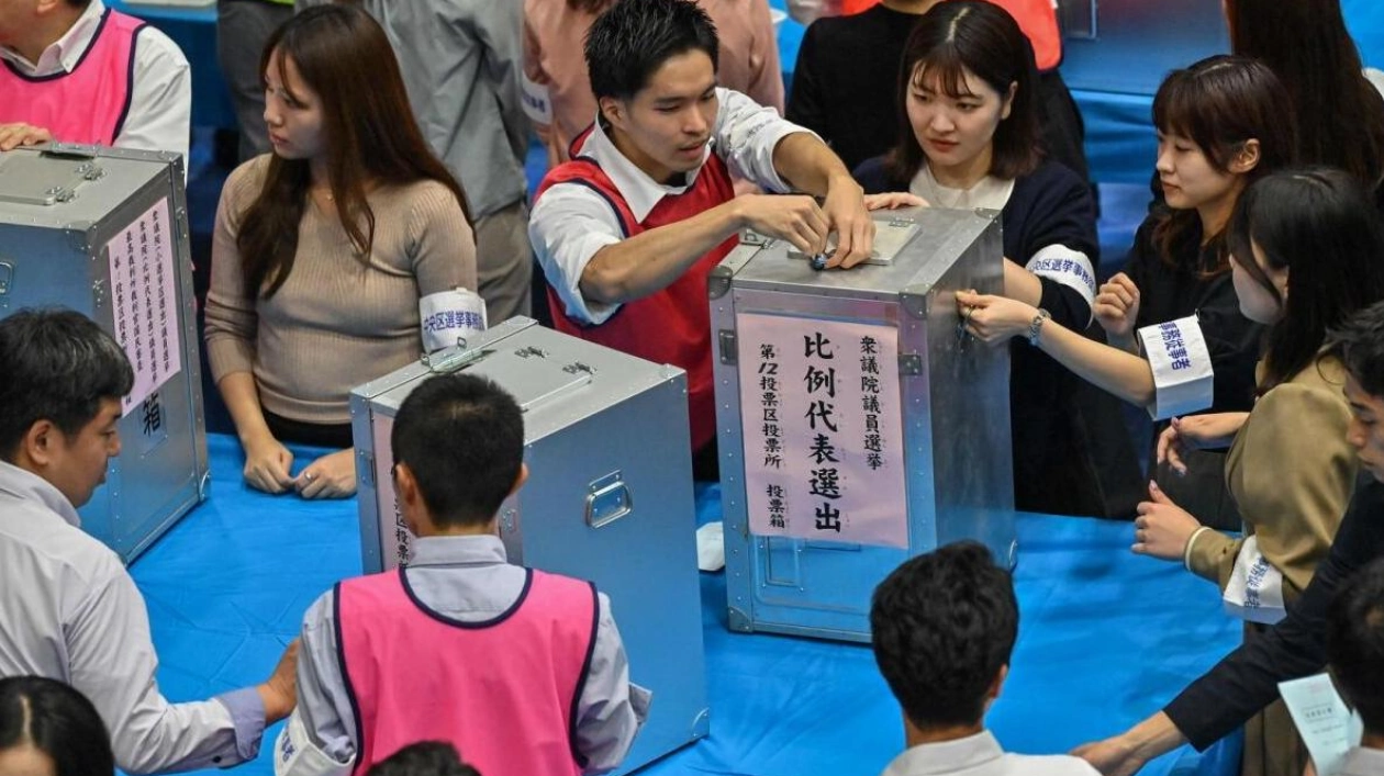 Record Number of Women Elected to Japan's Lower House