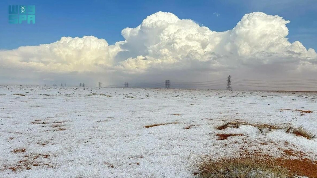 Snowfall and Hail Transform Saudi Arabia's Mountains