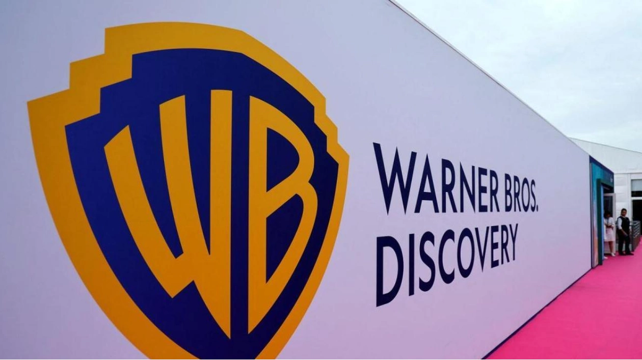 S&P Downgrades Warner Bros Discovery Outlook to Negative Amid Cable TV Woes