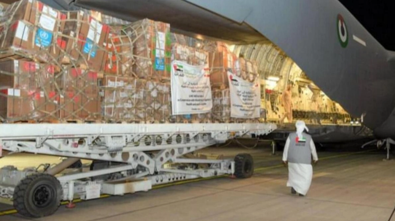 UAE Delivers 530 Tonnes of Food Aid to Lebanon