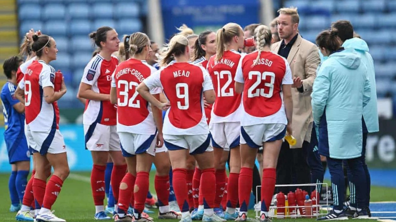 Eidevall Criticizes WSL for 'Amateurish Behaviour'