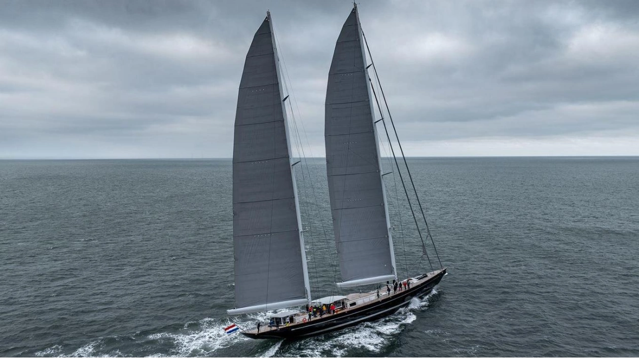 Aquarius II: A New Chapter in Sailing Yacht Excellence