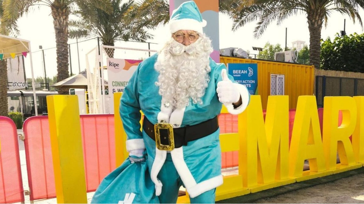 Deliveroo’s Teal Santa Returns to Ripe Market