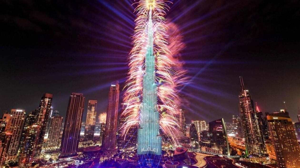 The Ultimate Guide to Burj Khalifa NYE Fireworks