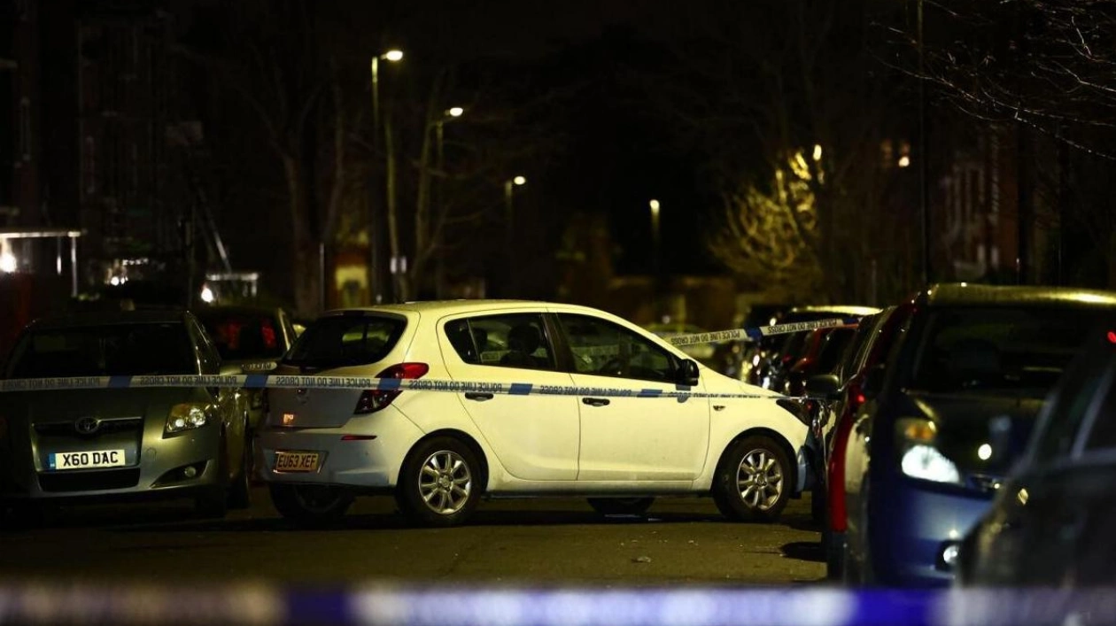 Suspected Acid Attack Outside London School Injures Teenagers