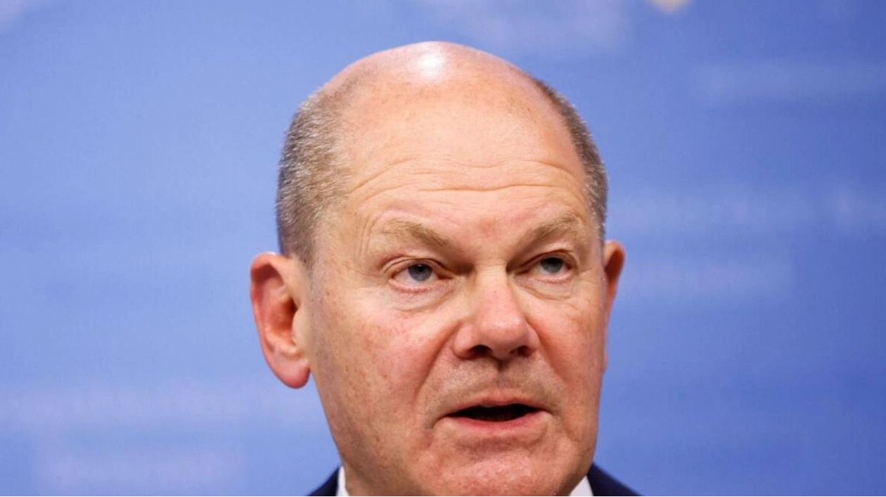 Scholz to Mediate Ministerial Dispute Over Economic Plans