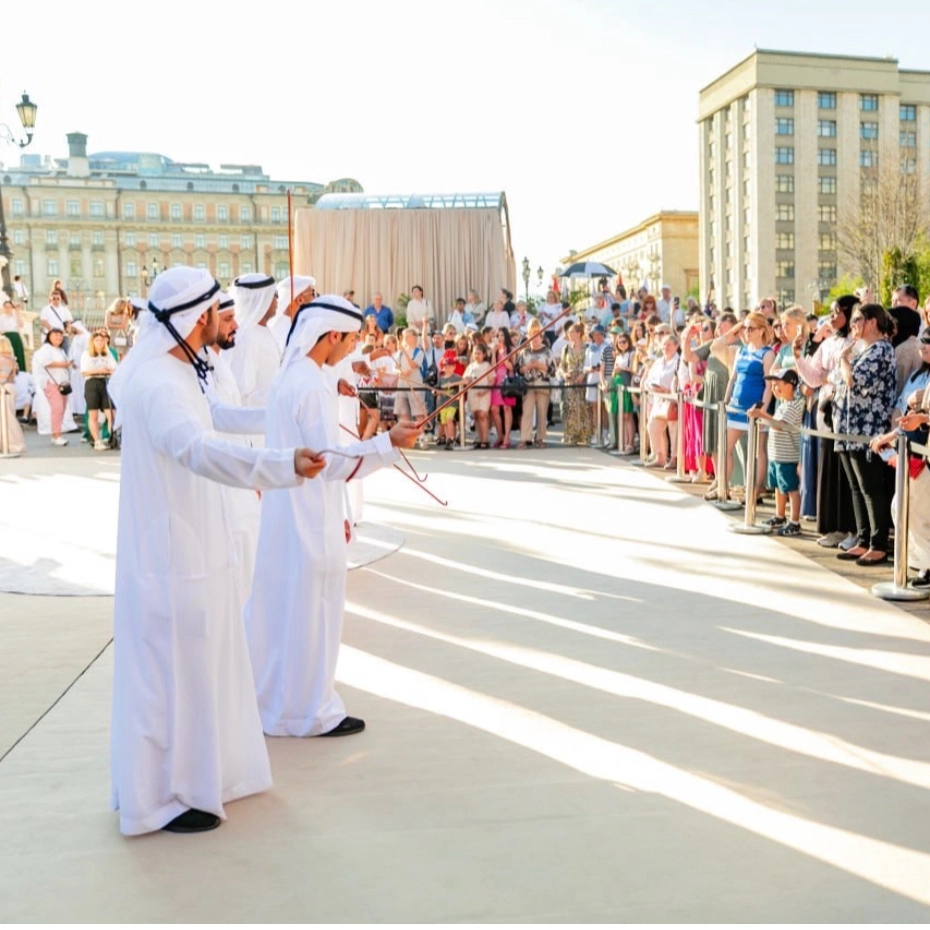 Arabic dance on UAE week in Moscow