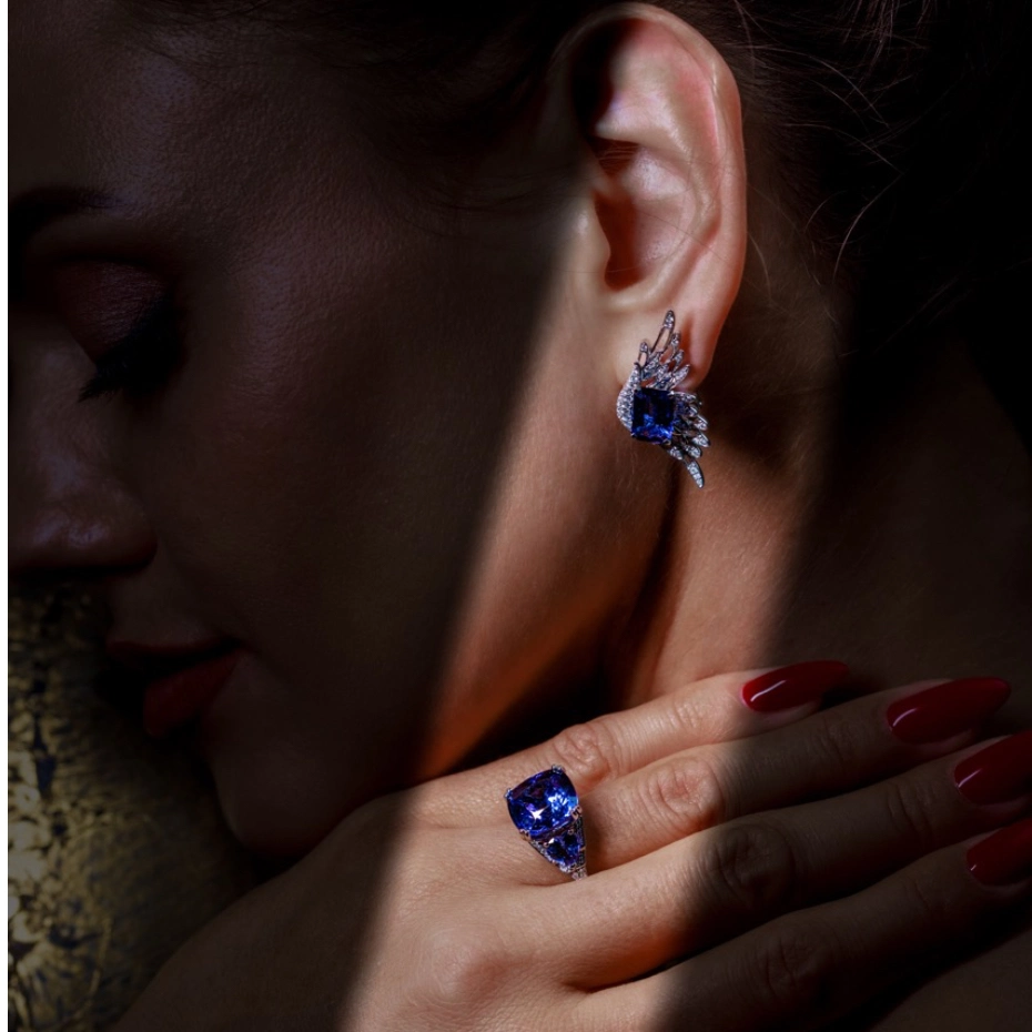 Blue earring and ring Sankhara