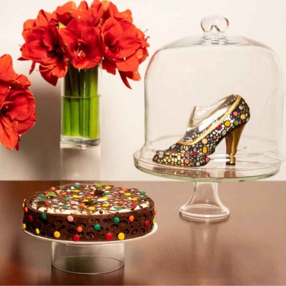 cake and women's shoe